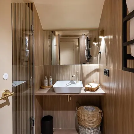 Amoi 4* Paris