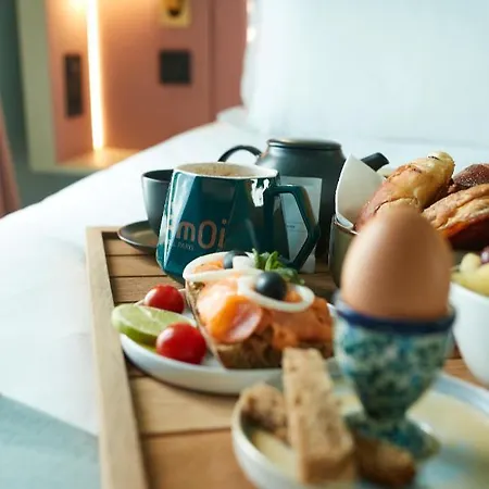 Amoi 4* Paris