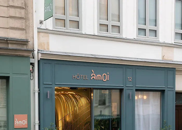 Hotell Amoi 4*