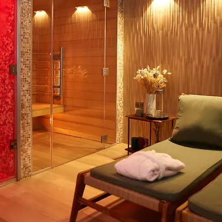 Amoi Hotel París